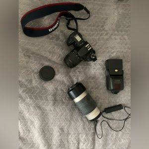 Canon EOS Rebel G 35mm SLR Film Camera & Accessories